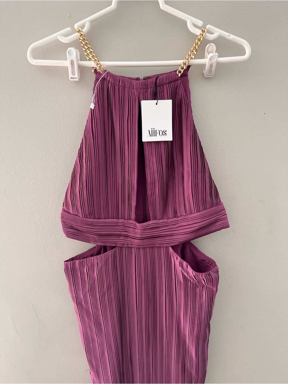NWT AiiFOS Valerie Halter Neck  Pleated Cut Out Gold Chain Strap Dress Sz Medium - Picture 3 of 9